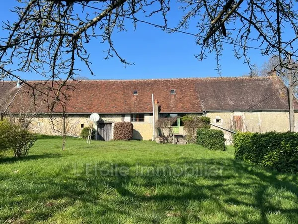 MAISON DE CAMPAGNE SAINT-VICTOR-DE-RENO