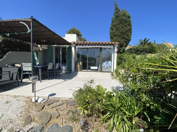 A deux pas du centre du village