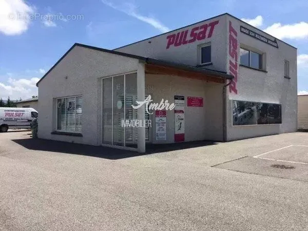 BEAUMONT-LES -VALENCE Local commercial de 455 m2