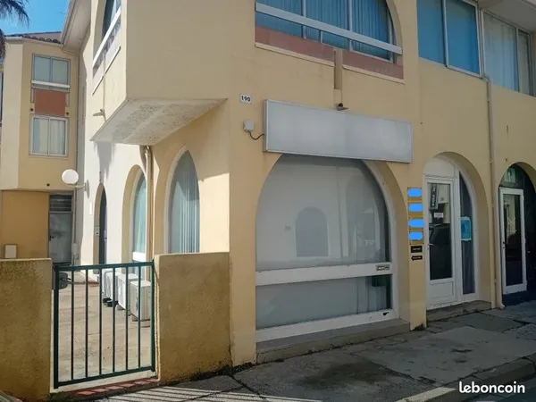 Local commercial loué. Rentabilité immédiate
