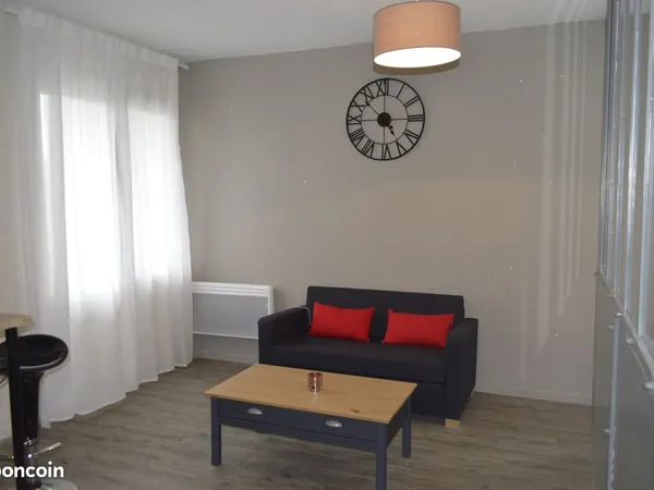 APPT meublé 30m2 avec balcon, parking et cave à Rangueil