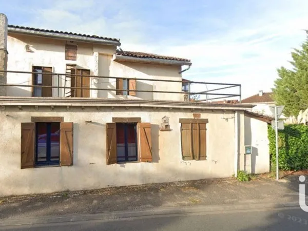Maison 11 pièces 230 m²