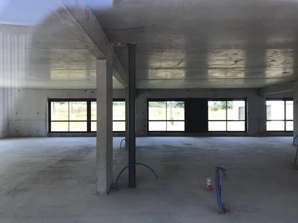 Bureaux 279 m²