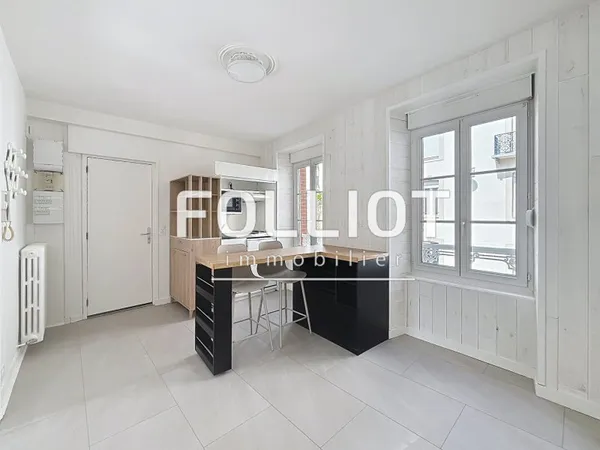 A LOUER Appartement Granville 2 pièce(s) 30.20 m2
