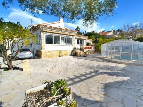CAP D'ANTIBES - VILLA DOMAINE VERSANT OUEST