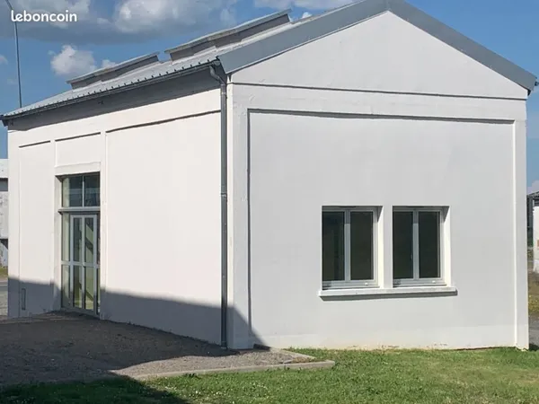 Bureaux 107 m² DEOLS