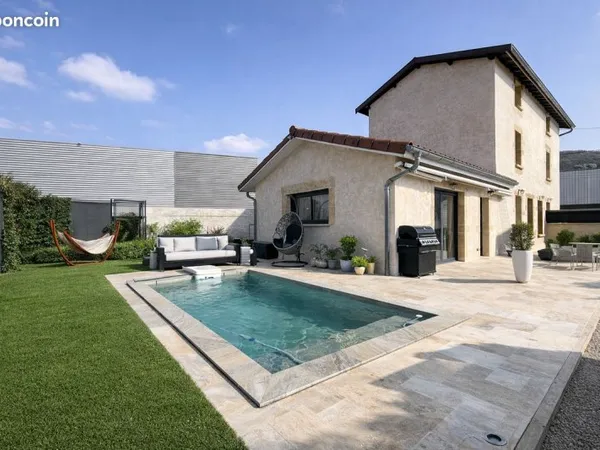 Maison 5 pièces 121 m² + piscine