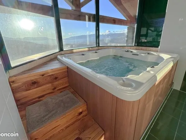 Chalet 9 pièces 370 m²