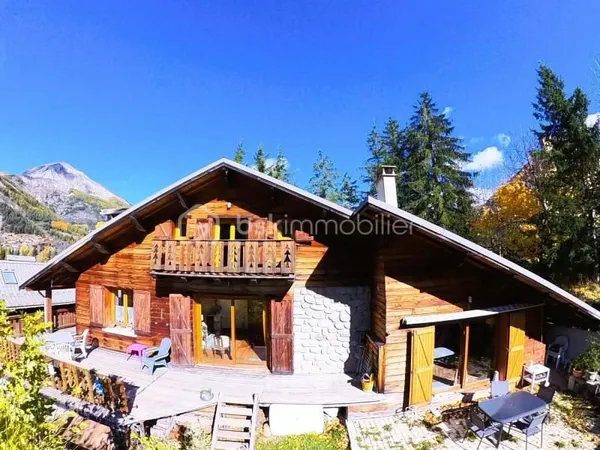 Chalet 8 pièces 197 m²