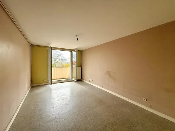 Appartement T4 86,50 m² avec balcon et garage Villeboeuf-le-haut