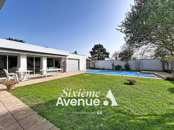 Maison de plain-pied 4 pièces 100 m²
