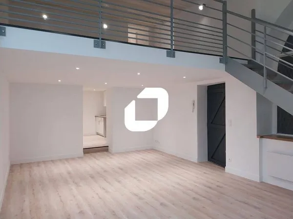 Bureaux 84 m²