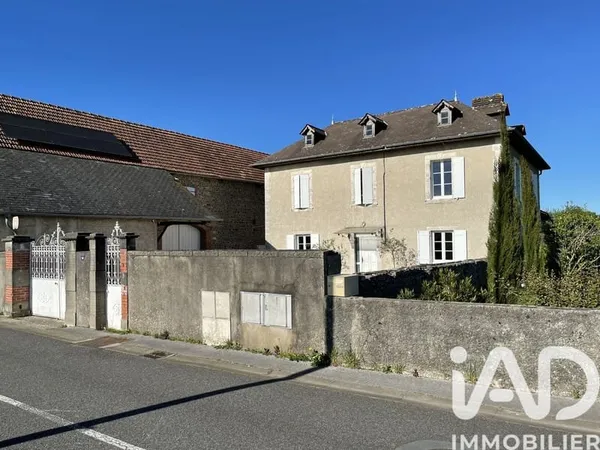 Vente Maison de village 8 pièces