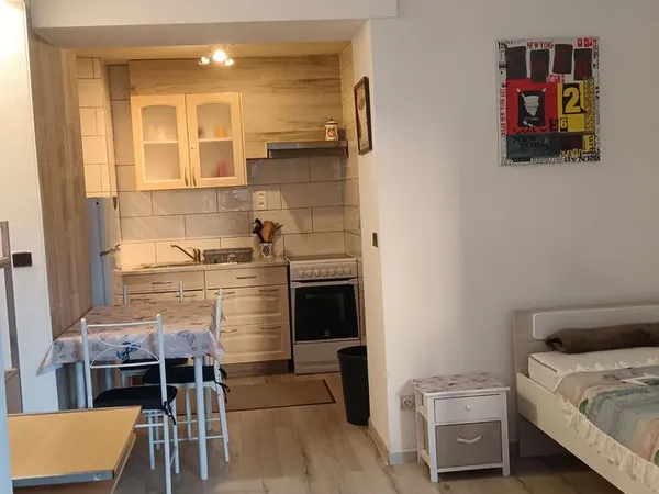 STUDIO 30M2 parking prive