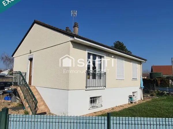 Pavillon de 78 m², 3 ch, dépendance sur 850 m² de terrain