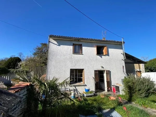 Maison de bourg de 3 pièces principales