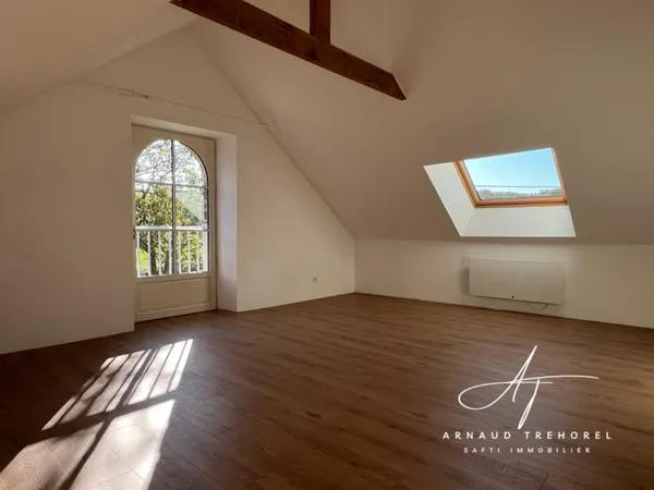 À louer - Longère rénovée 189 m² - Daumeray