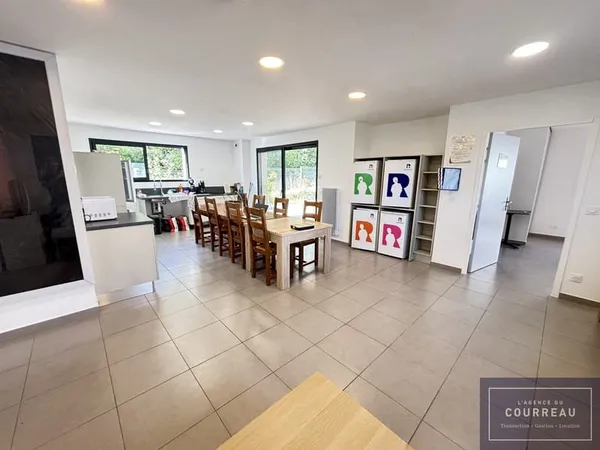 Chambre en colocation meublé au sein d'une ravissante maison de 230 m2