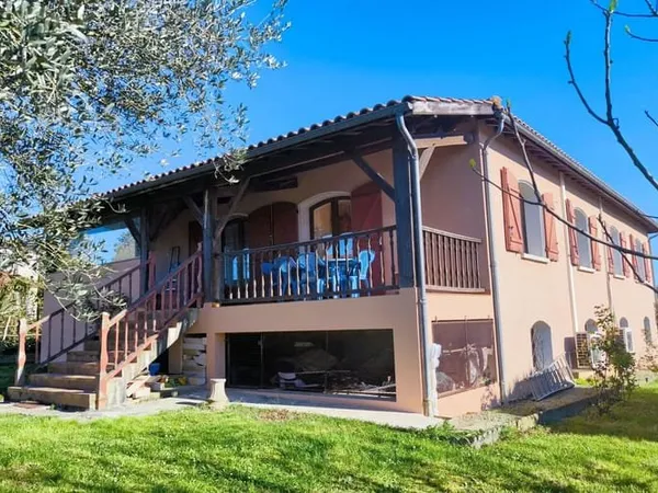 Maison 6 pièces 190 m²