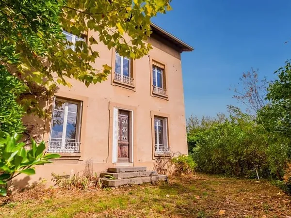 Maison 8 pièces 147 m²