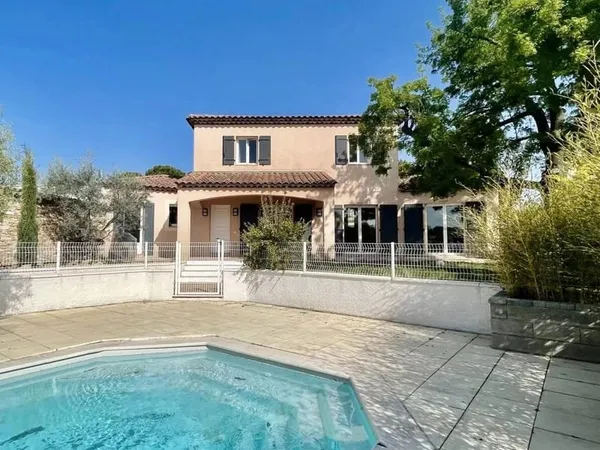 Maison 6 pièces 160 m²