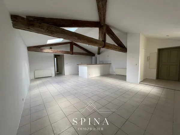 Appartement 89,32 T3 en R+2