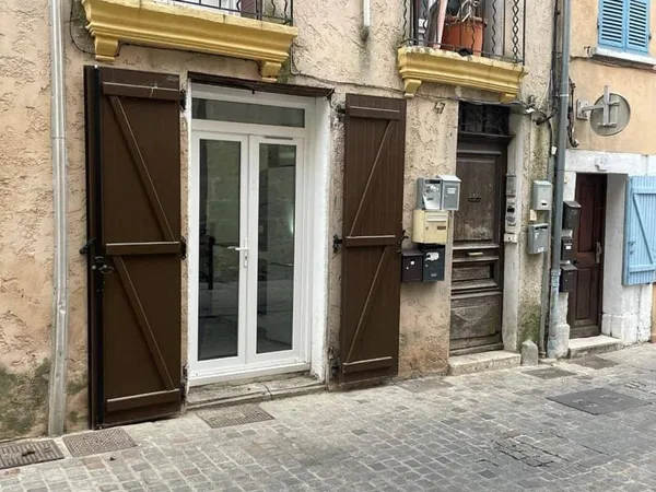 Studio 1 pièce 18 m²