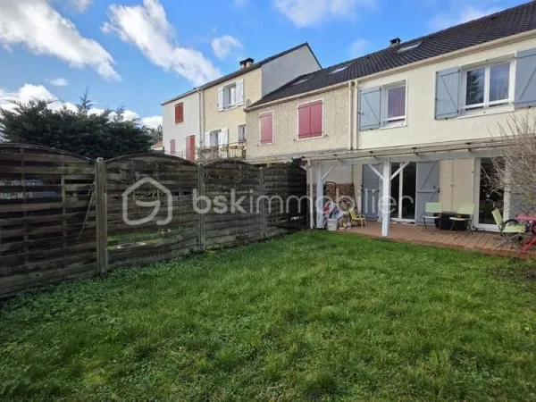 Maison 134 m2 - 4 chambres - jardin et garage