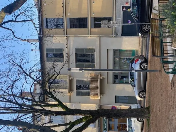 Vends appartement ancien intégralement rénové
