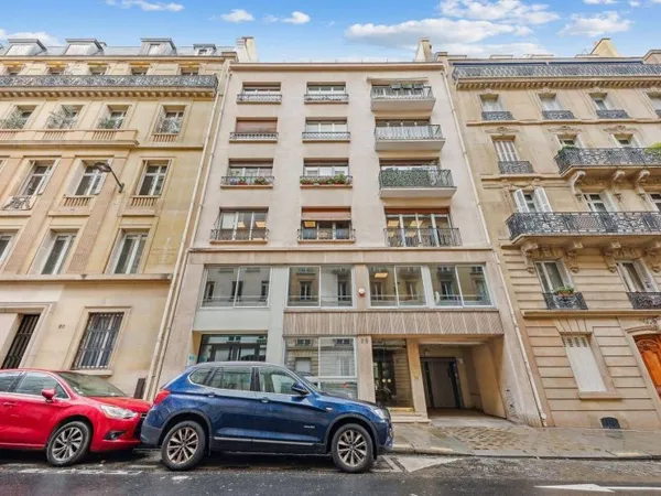 Bureaux 581 m²
