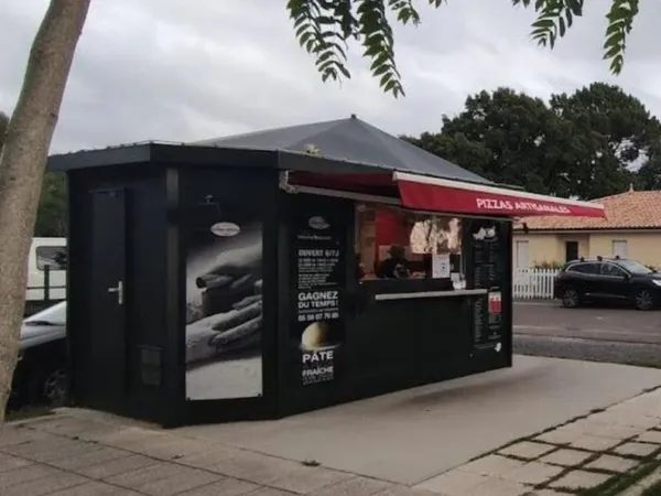 Kiosque à pizzas