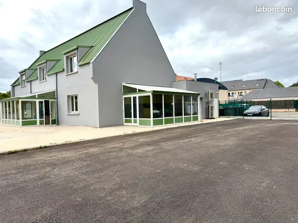 Local Professionnel proche Rocade