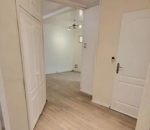 Appartement F3- 65 m2 au centre Allevard