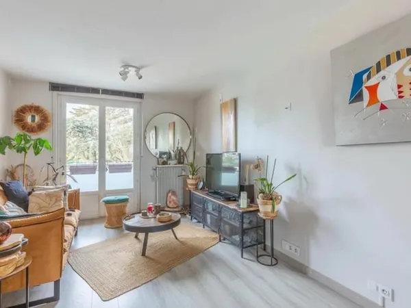 Appartement lumineux de 64 m² à Oullins