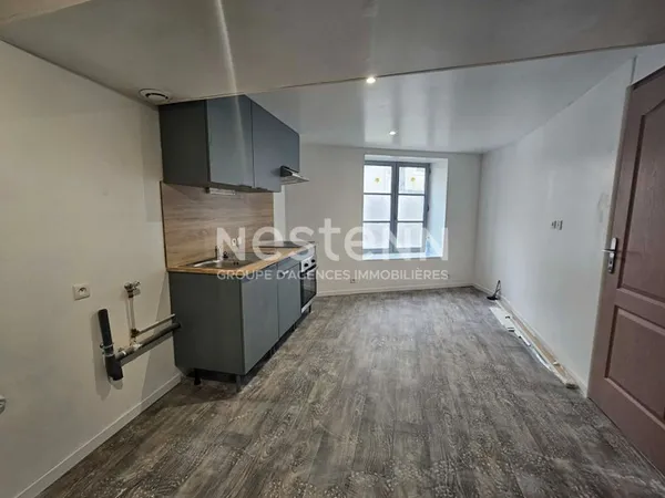 A LOUER - Centre-ville Fontenay-le-Comte, appartement neuf 2 pièces