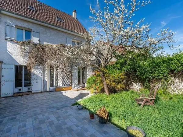 Maison 6 pièces 138 m²