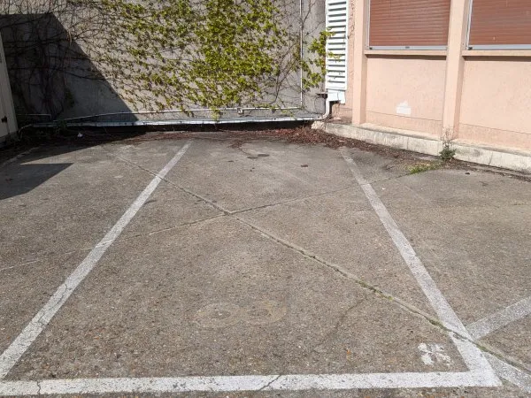 Loue parking