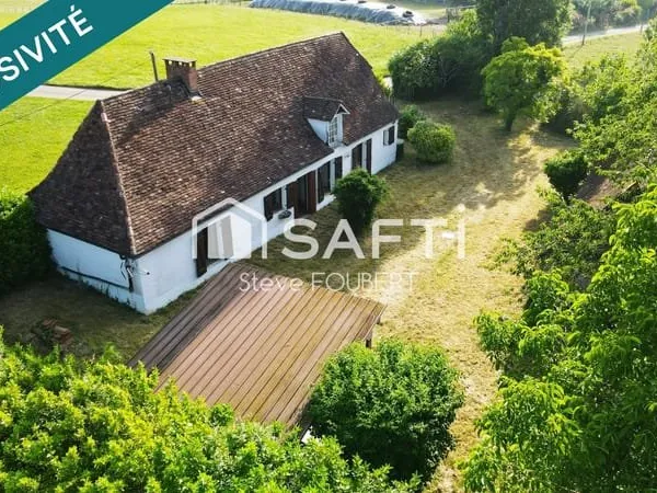 Périgourdine de 80m2 avec sa grange, sur 2554 m2