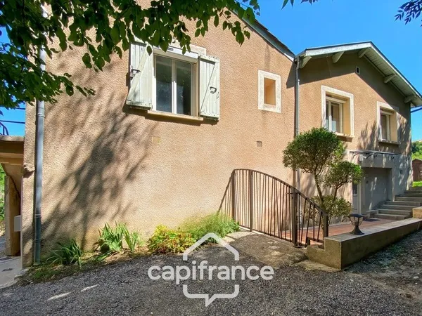 Maison d'environ 81 m² avec sous-sol aménageable de 40 m2 et son jardin de 418 m² - Crozes-Hermitage