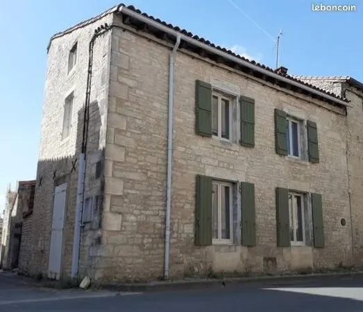 Petite maison de bourg