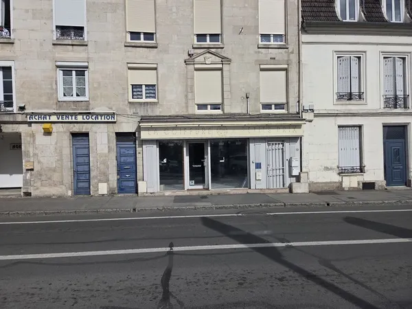 Local commercial disponible pour la