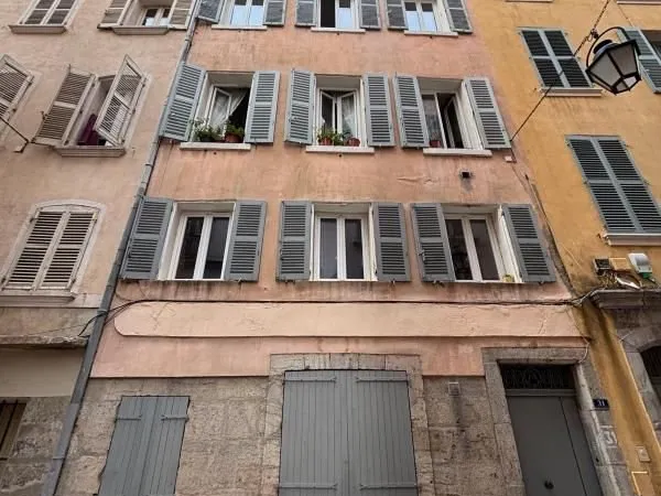 Immeuble de rapport 339 m²