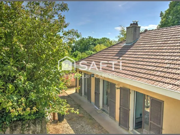 Maison de plain-pied 125 m² - Terrain 3000 m² - Luzinay (38200)