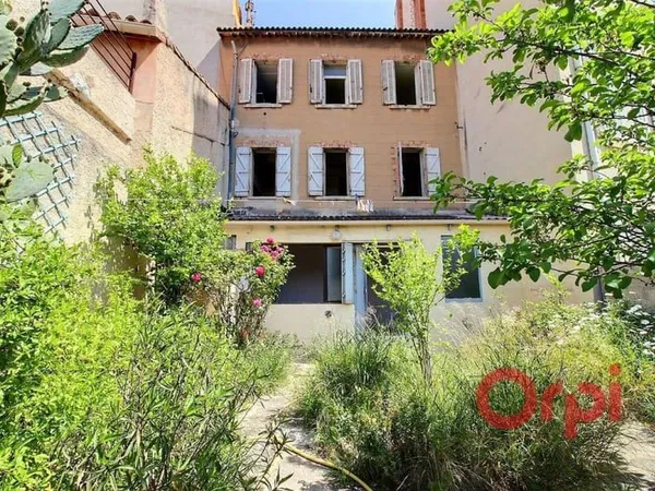 Immeuble 187 m²