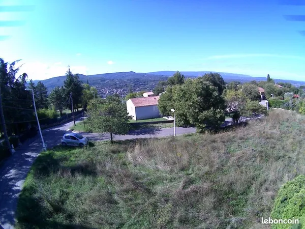 Terrain constructible