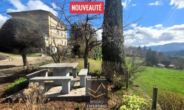 Appartement d'exception T3/4 136 m2 avec local indépendant, jardin, garage, parking, sans travaux