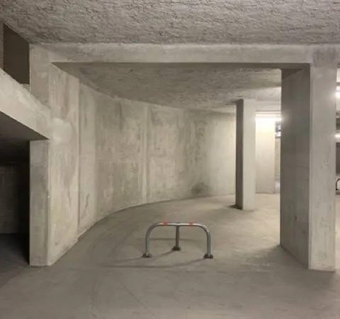Parking 12 m²