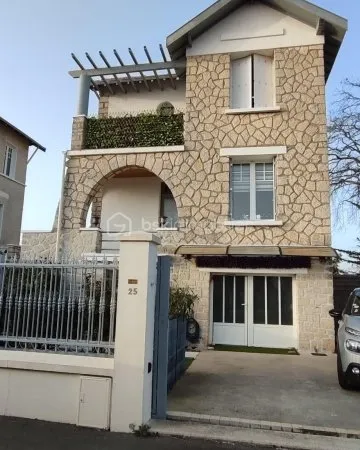Maison 5 pièces 110 m²