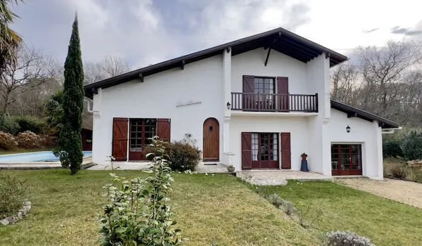 Maison 5 pièces 130 m²
