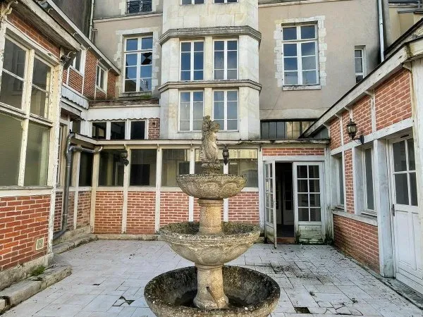 Bâtiment 470 m²